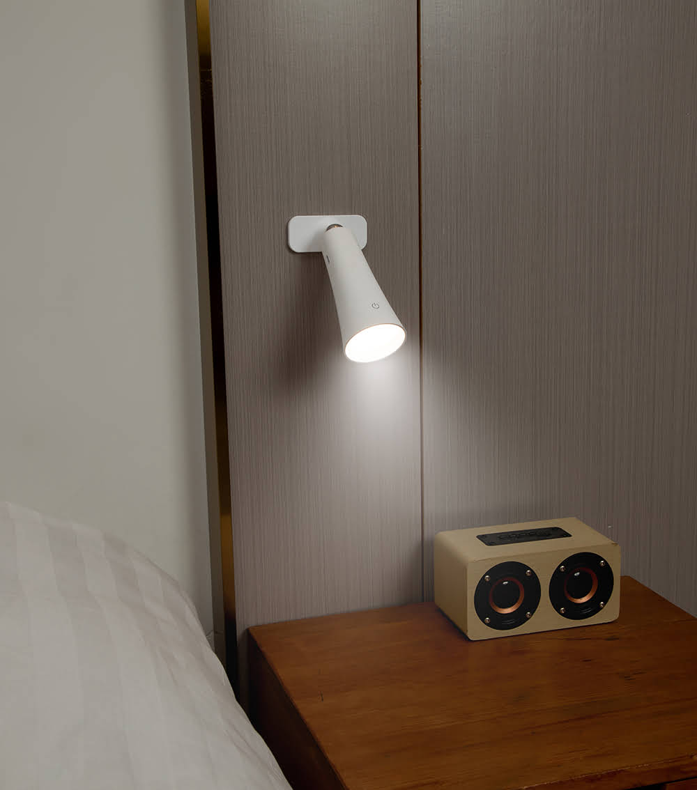 Small Speaker Magnetic Lamp